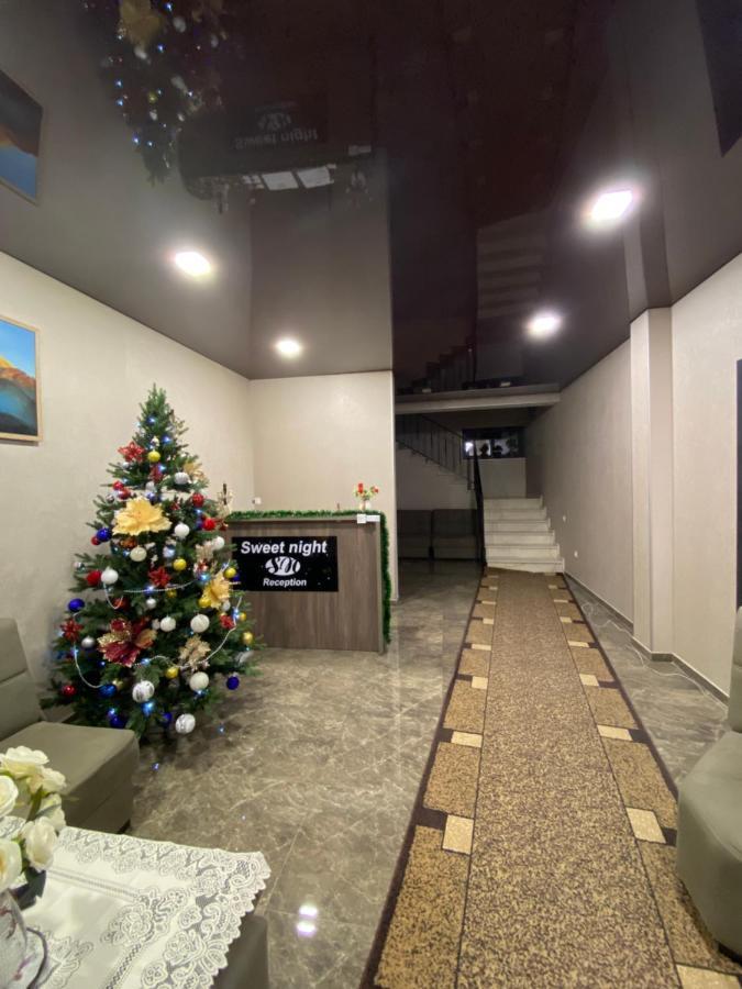 Hotel Sweet Night Stepantsminda Exterior photo